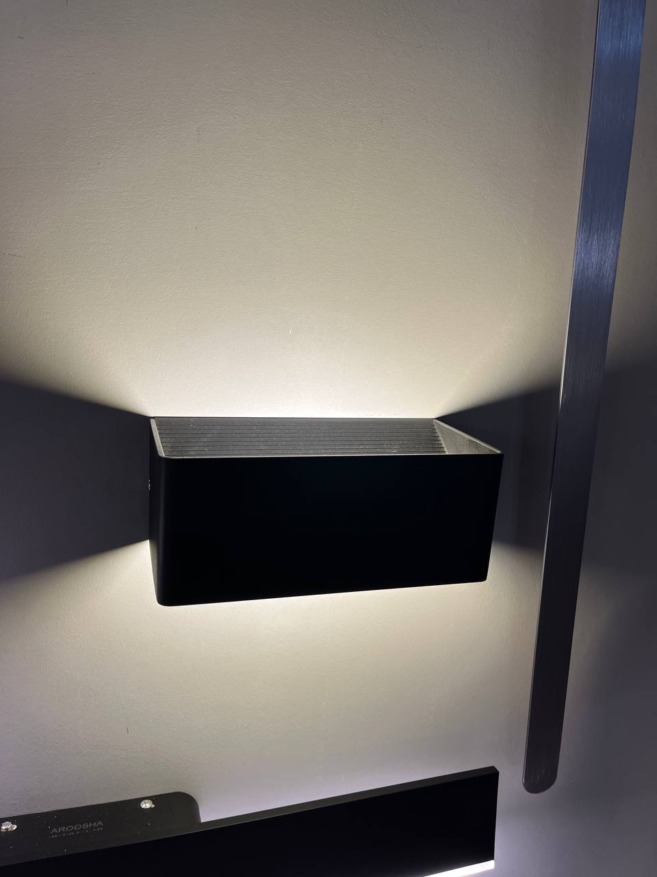 چراغ دیواری 1020