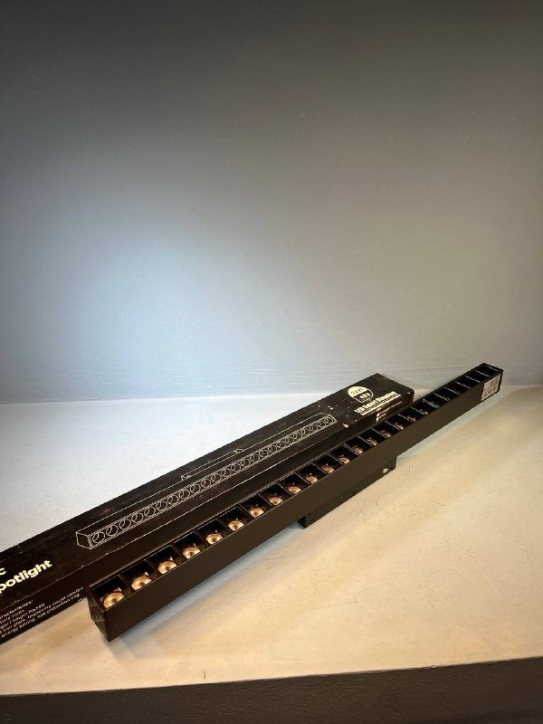 چراغ مگنتی دات ۲۴ وات نقطه ای