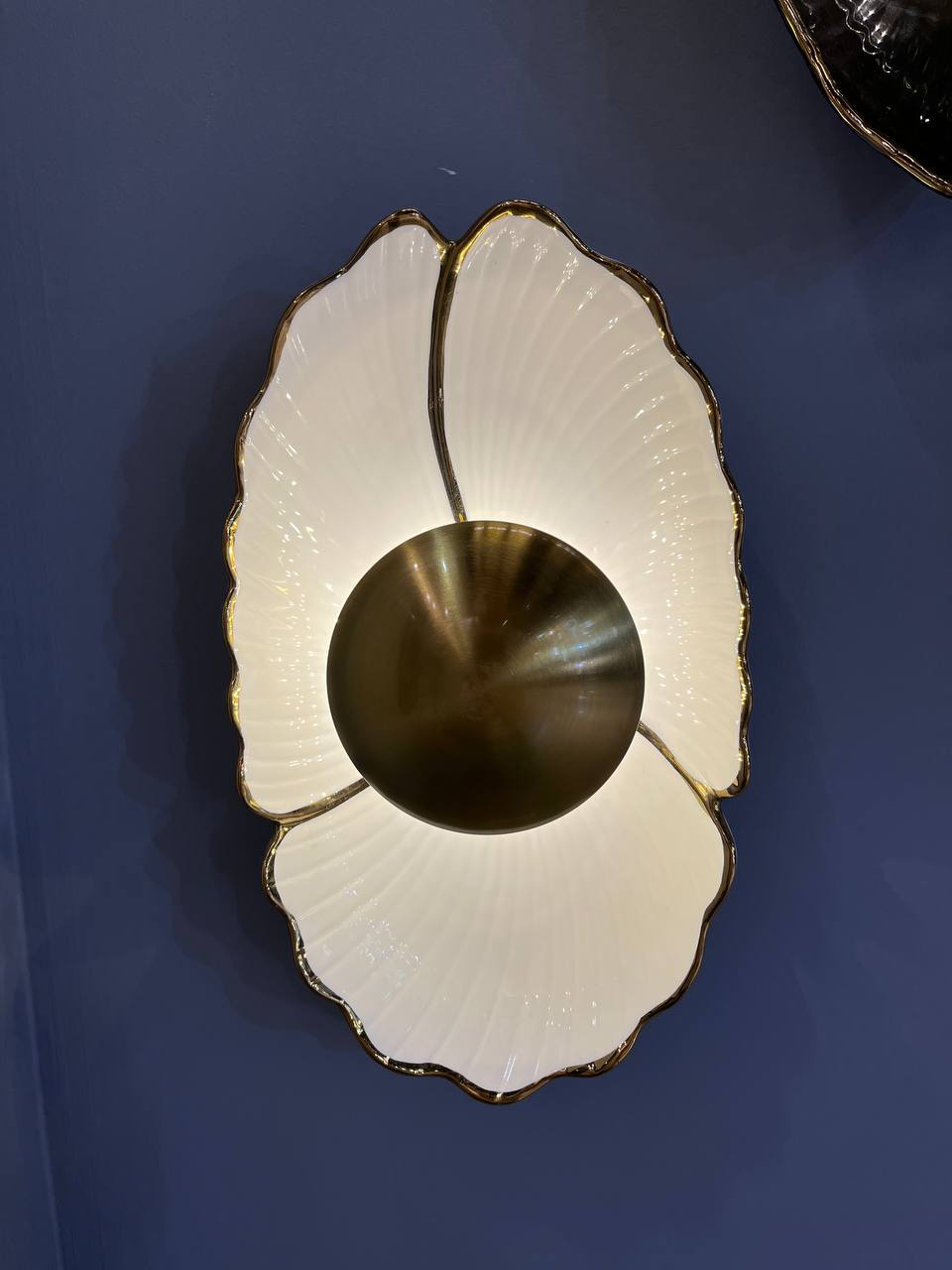 چراغ دیواری چینی