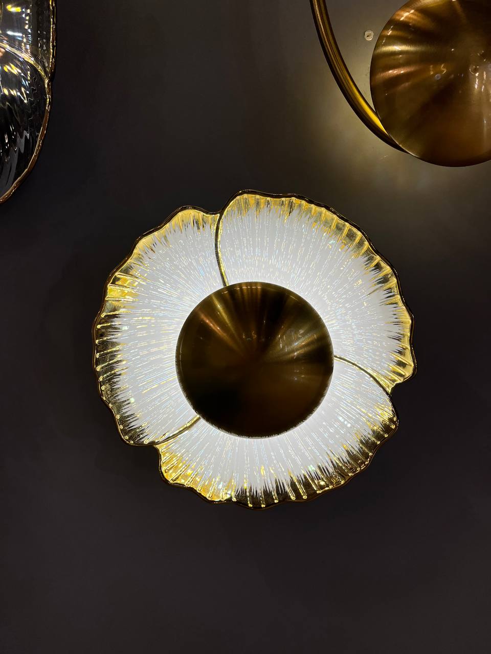 چراغ دیواری مدل چینی