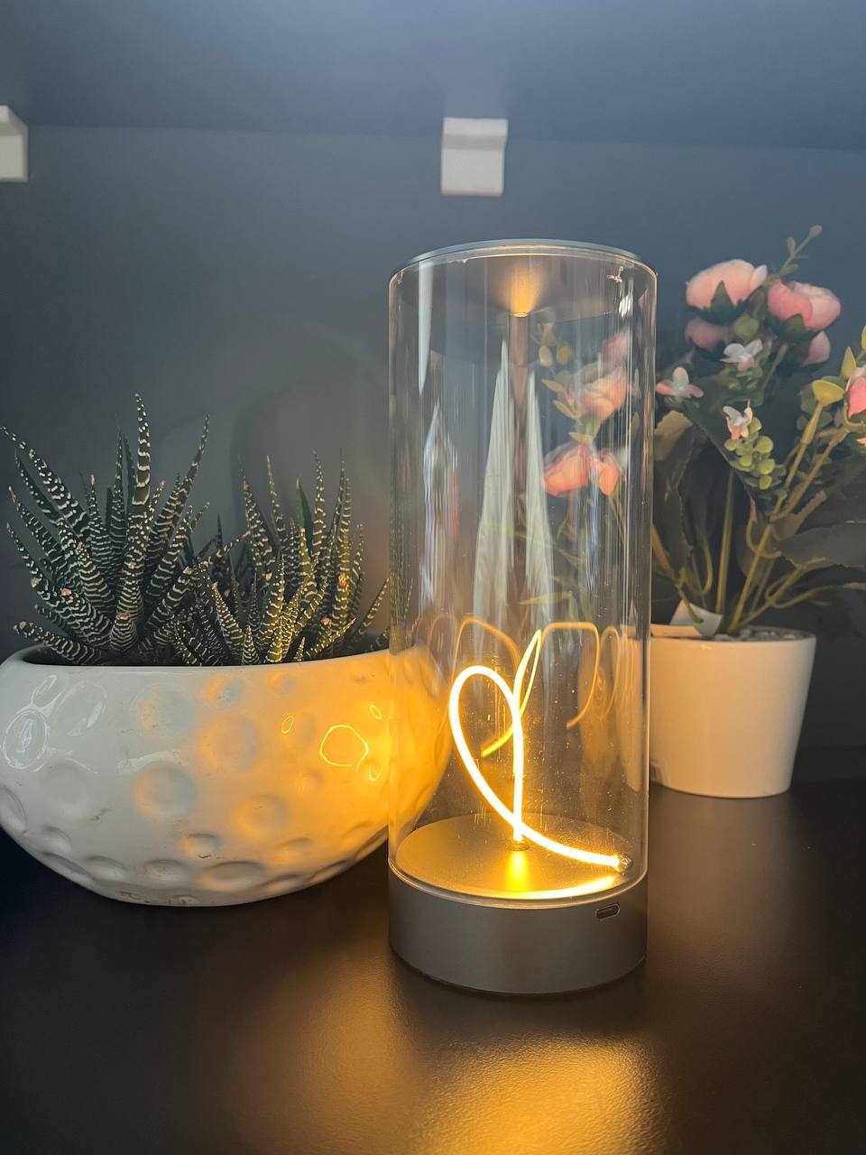 چراغ رومیزی تسلا