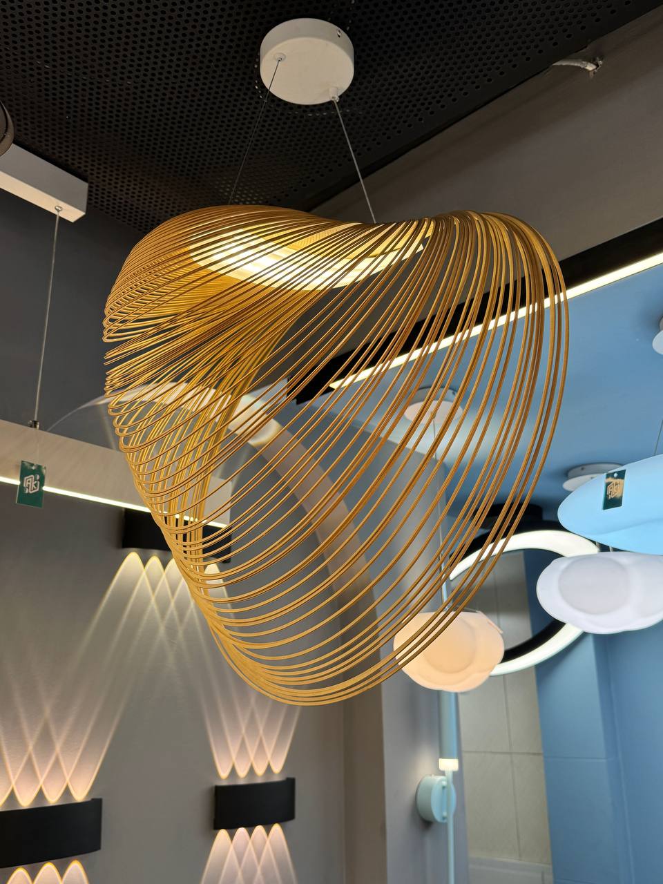 آویز ترند چوبی