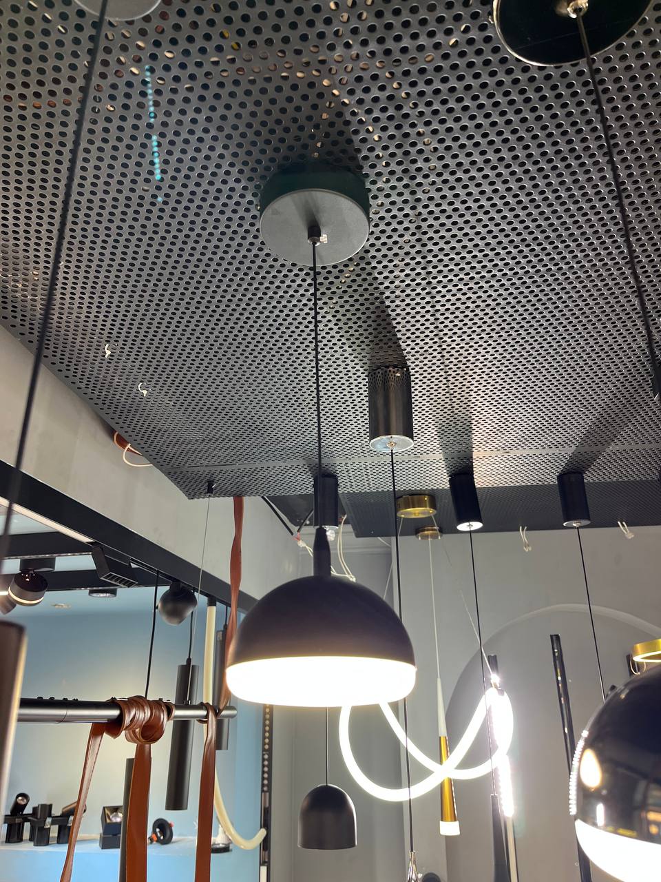 آویز فول مشکی مات ۱۲ وات